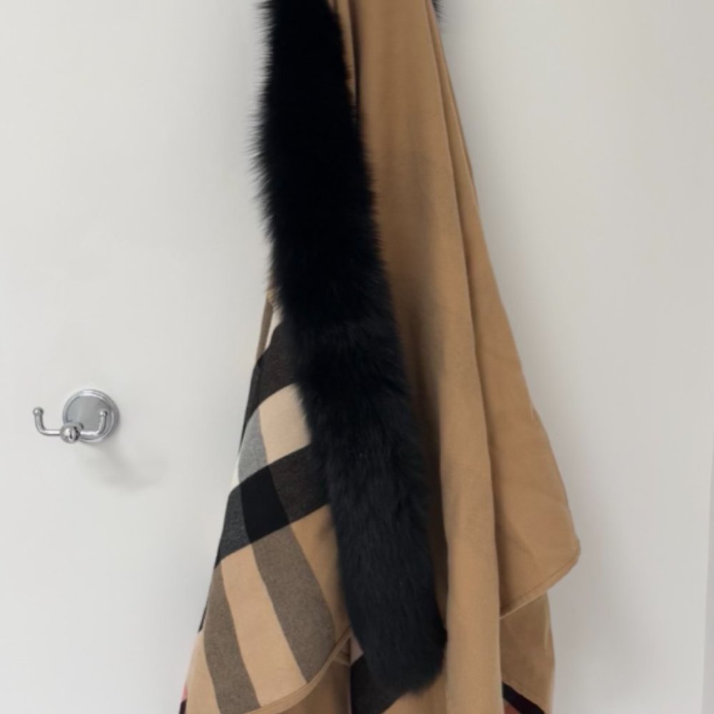 Burberry Shawl, with fur trim